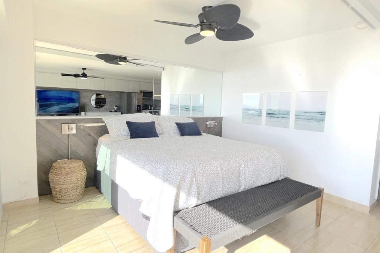 Waikiki Shore 1116 Beachfront 호놀룰루 외부 사진